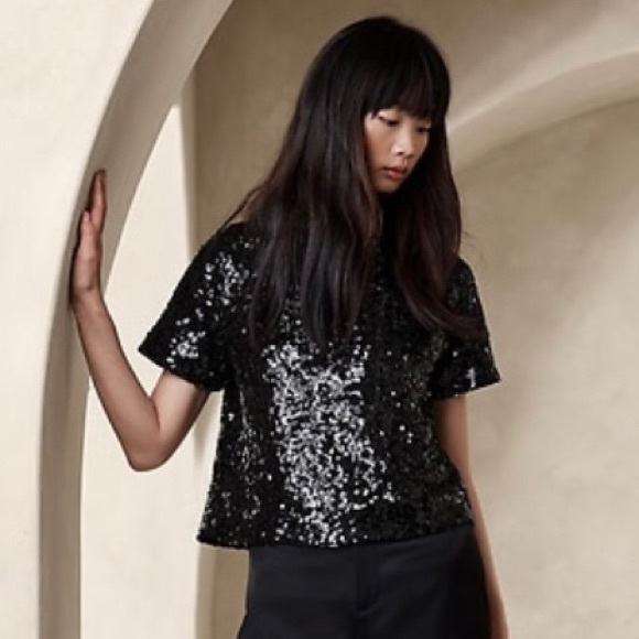 Gorgeous NWT (Never Worn) Sequin Top, Color: Black, & Size: XL - Picture 2 of 12